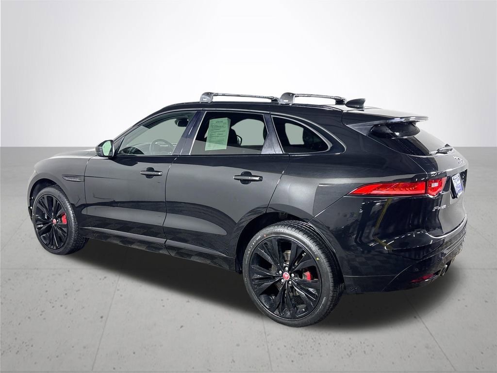 Used 2017 Jaguar F-PACE S image 8