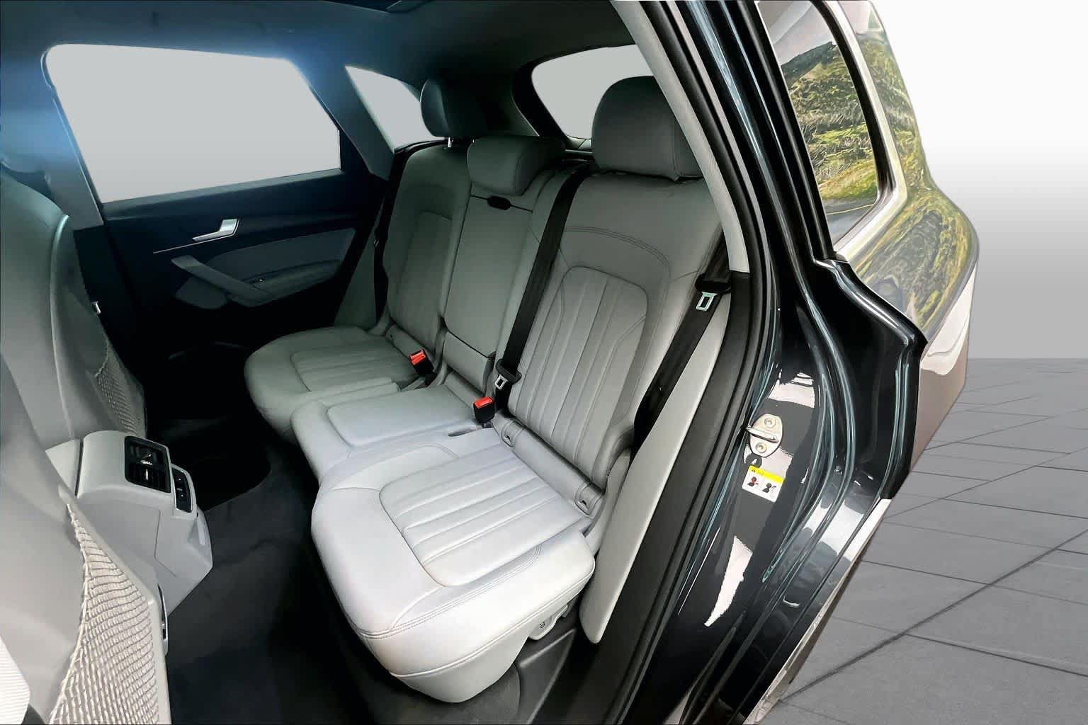 Certified 2023 Audi Q5 2.0T Premium Plus w/ Premium Plus Package AWD/4WD image 21