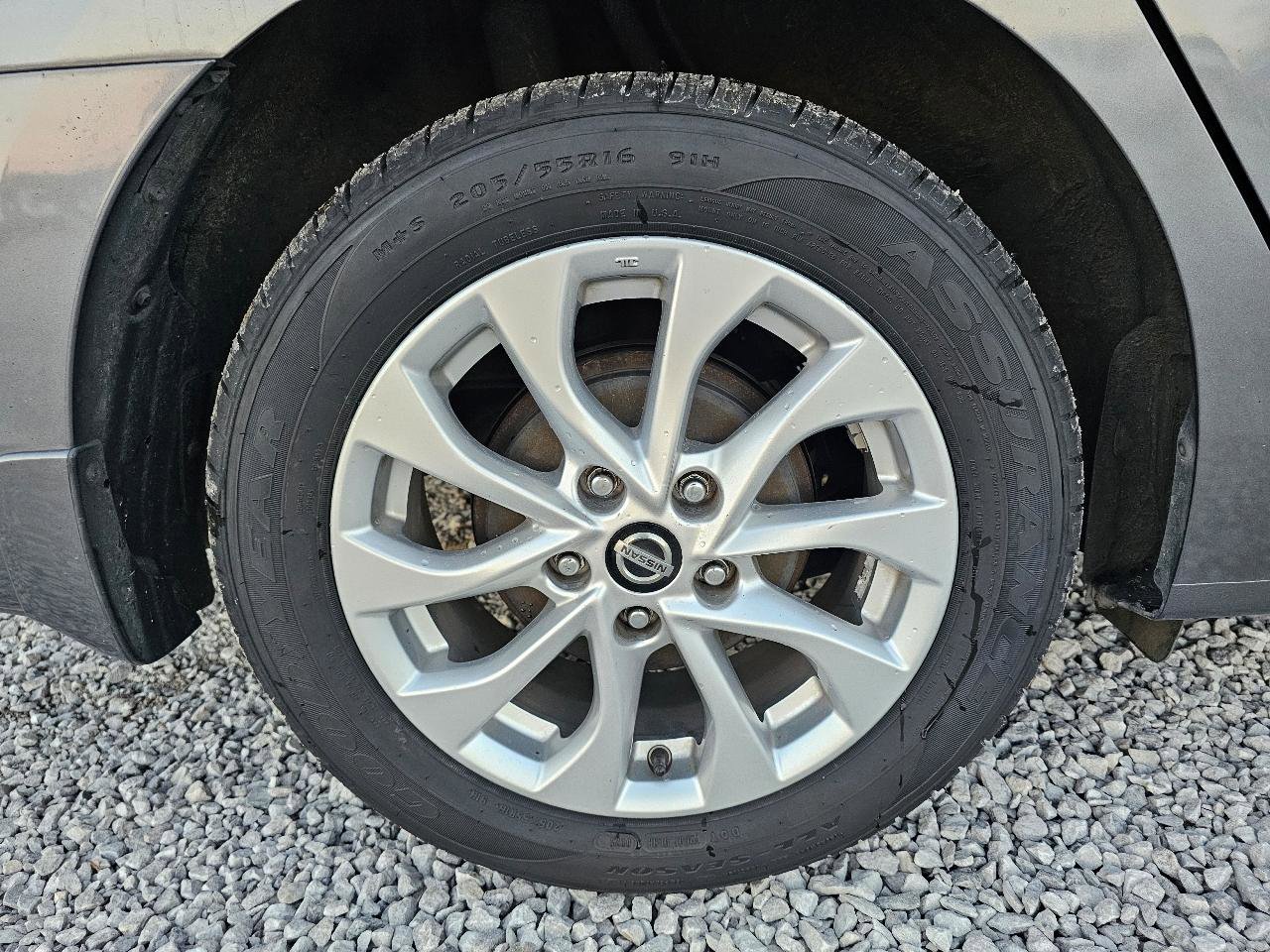 Used 2019 Nissan Sentra S w/ Appearance Package image 59