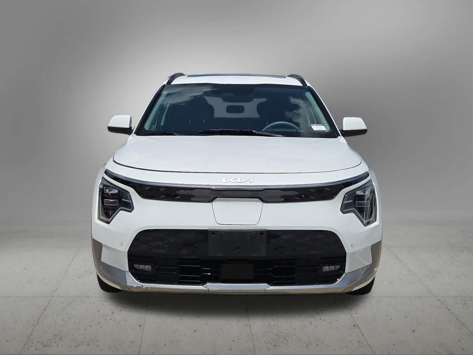 Certified 2023 Kia Niro Wave w/ Wave Preserve Package FWD image 9