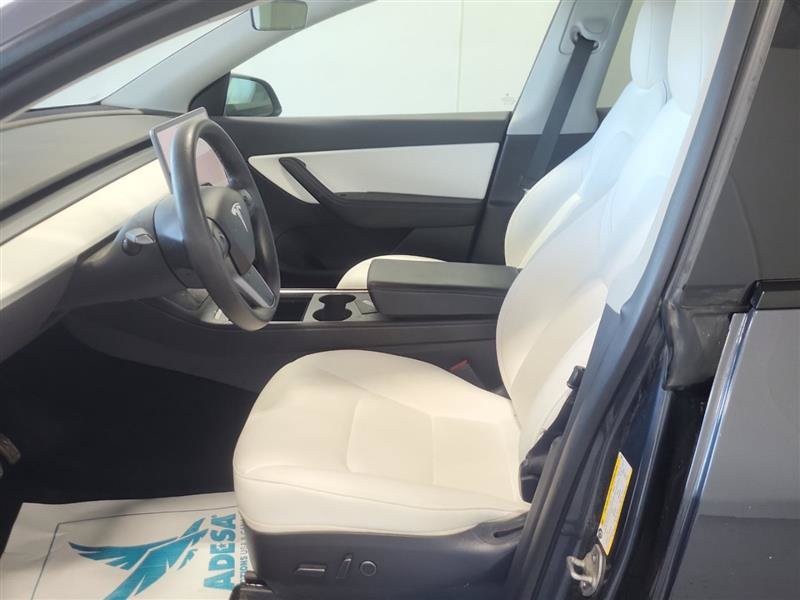 Used 2022 Tesla Model Y Long Range AWD/4WD image 7