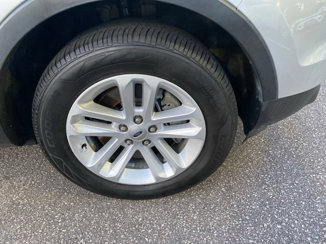 Used 2013 Ford Explorer XLT AWD/4WD image 26