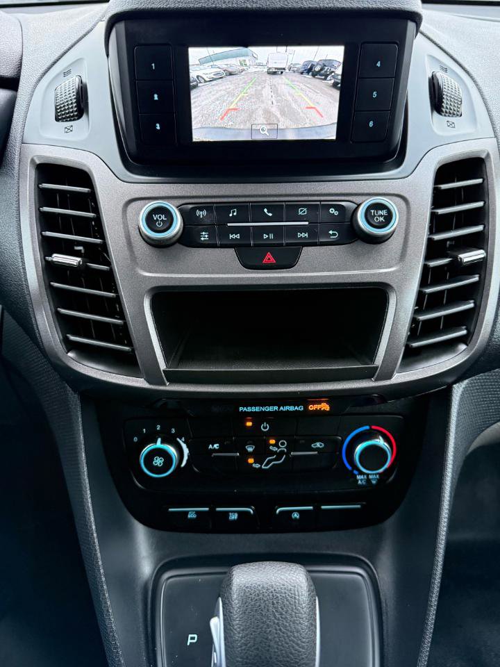 Used 2022 Ford Transit Connect XL image 23