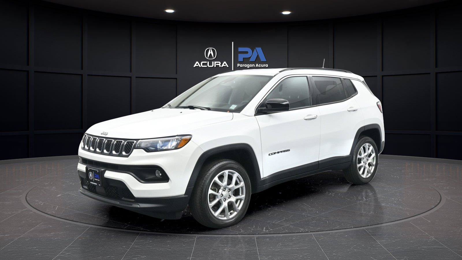 Used 2023 Jeep Compass Latitude AWD/4WD image 1