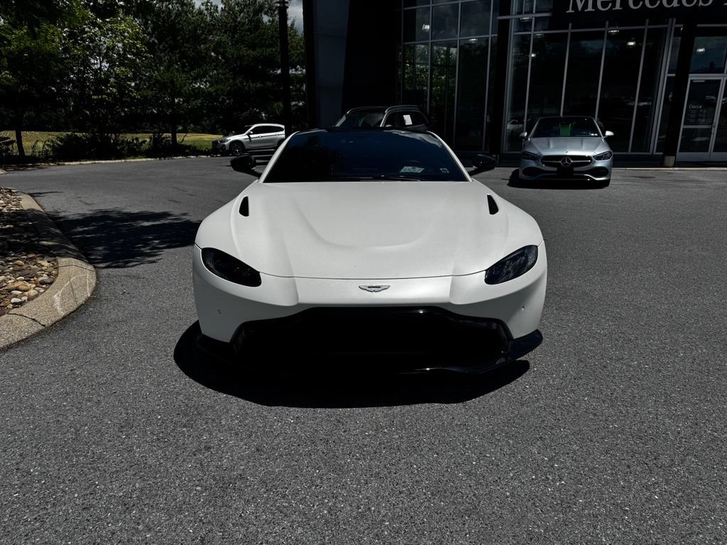 Used 2021 Aston Martin V8 Vantage Coupe RWD image 8