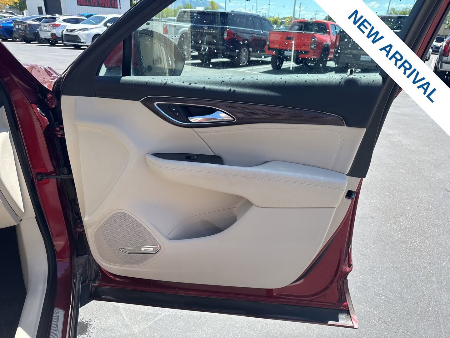 Used 2022 Buick Envision Avenir w/ Technology Package II FWD image 10
