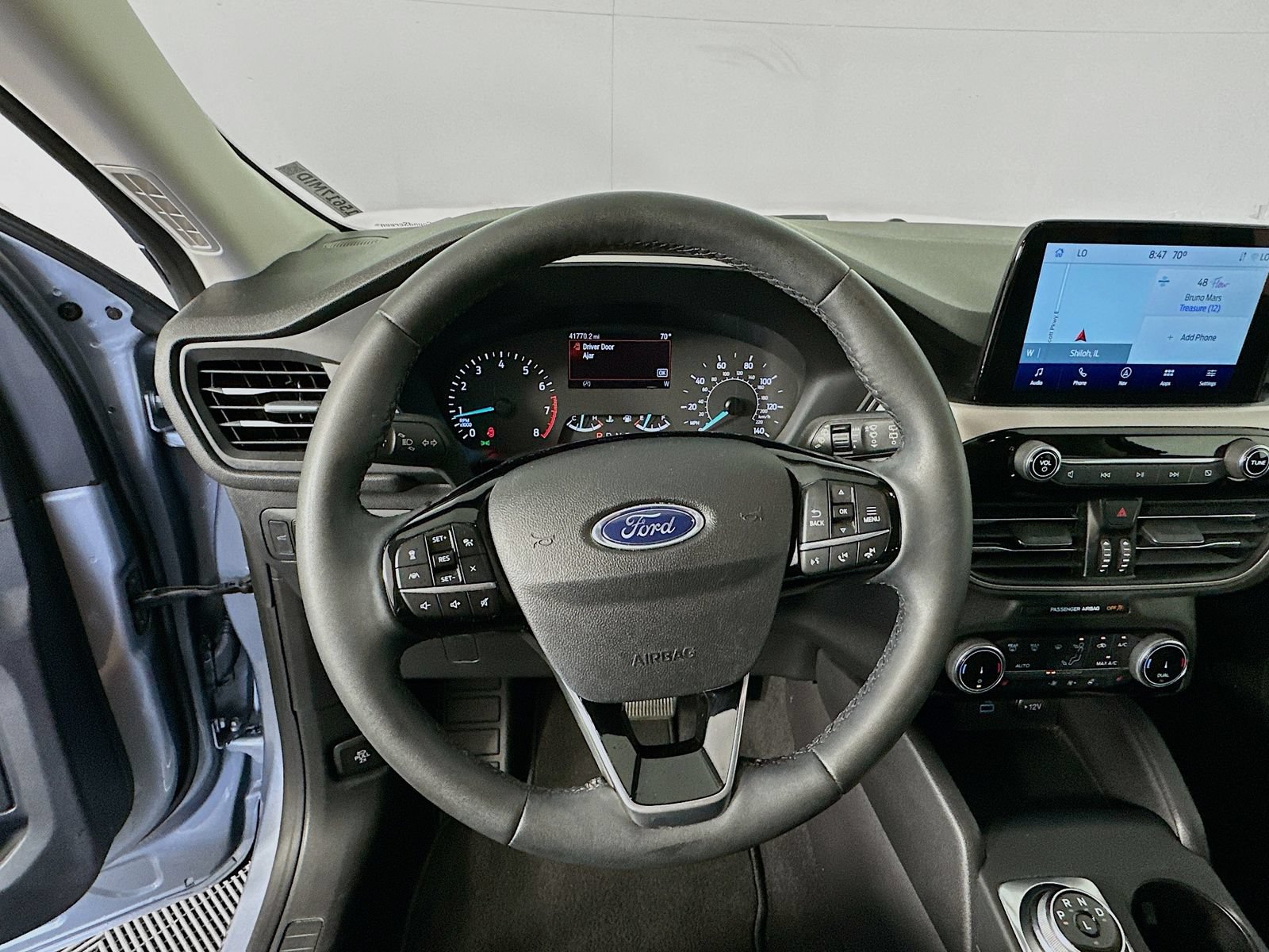 Used 2022 Ford Escape SEL AWD/4WD image 11