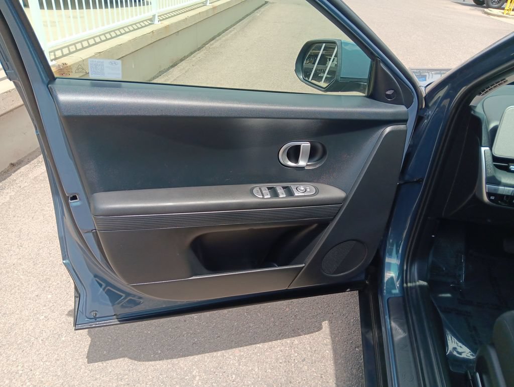 Used 2024 Hyundai Ioniq 5 SEL AWD/4WD image 10