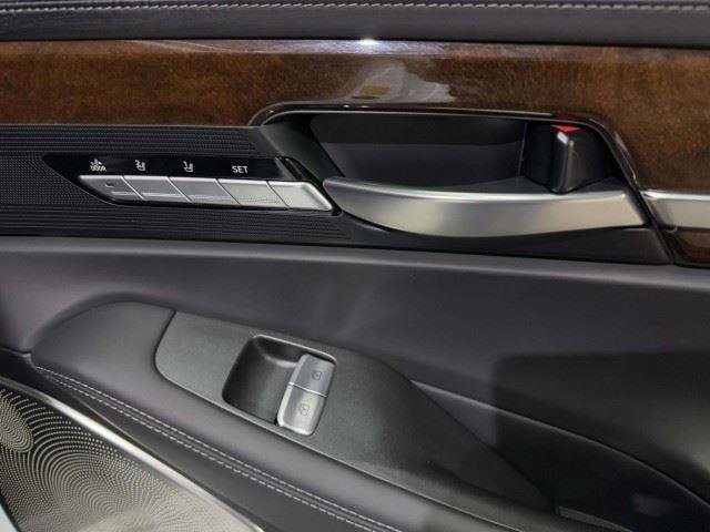 Used 2019 Genesis G90 5.0 Ultimate RWD image 52