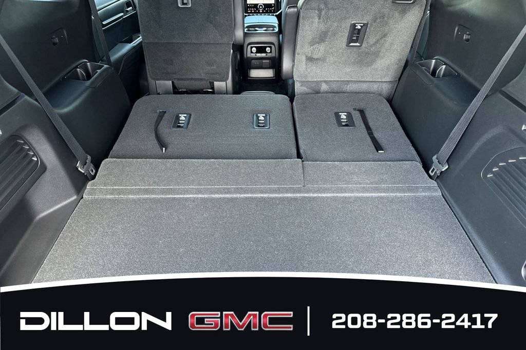Used 2025 GMC Acadia Elevation w/ Elevation Premium Package FWD image 15