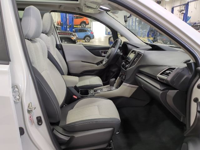 Used 2020 Subaru Forester Premium AWD/4WD image 15