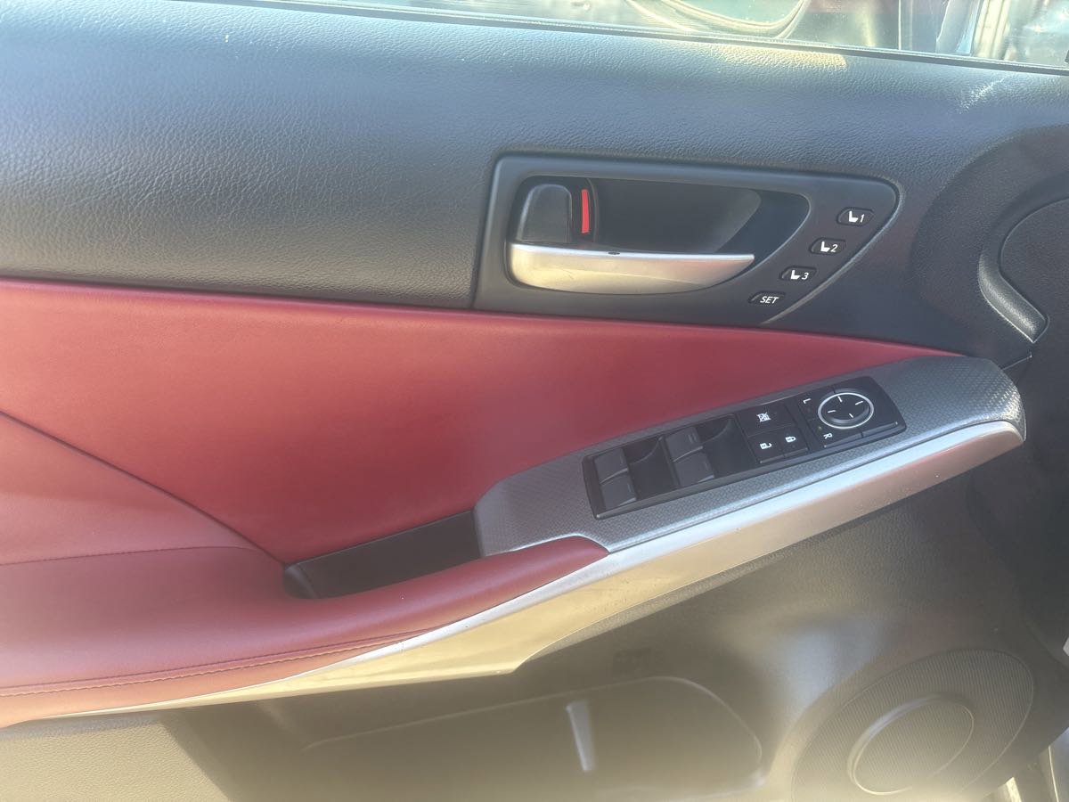 Used 2018 Lexus IS 300 image 7