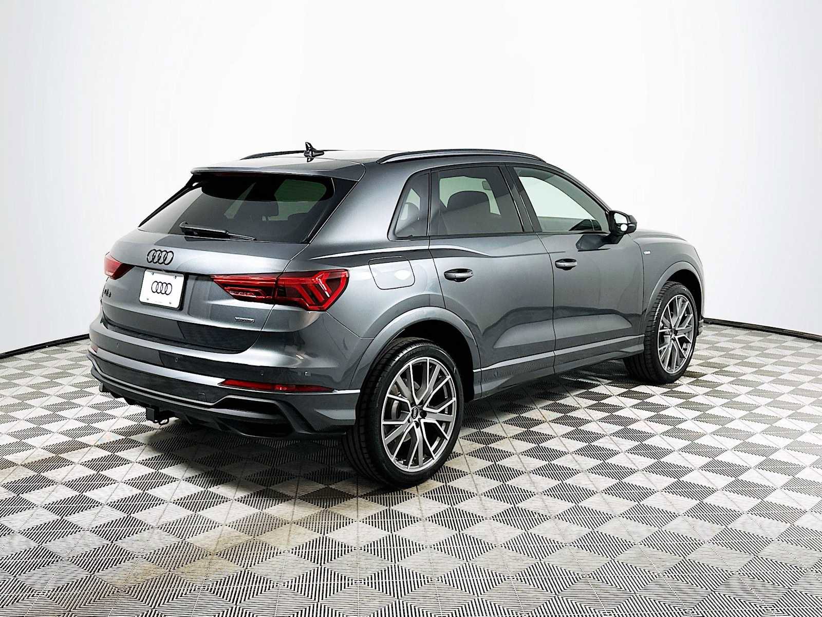 Certified 2025 Audi Q3 2.0T Premium Plus w/ Premium Plus Package image 7