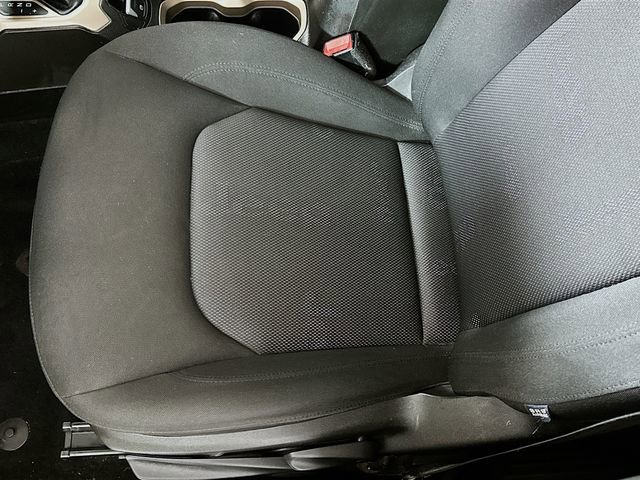 Used 2015 Jeep Renegade Latitude image 25