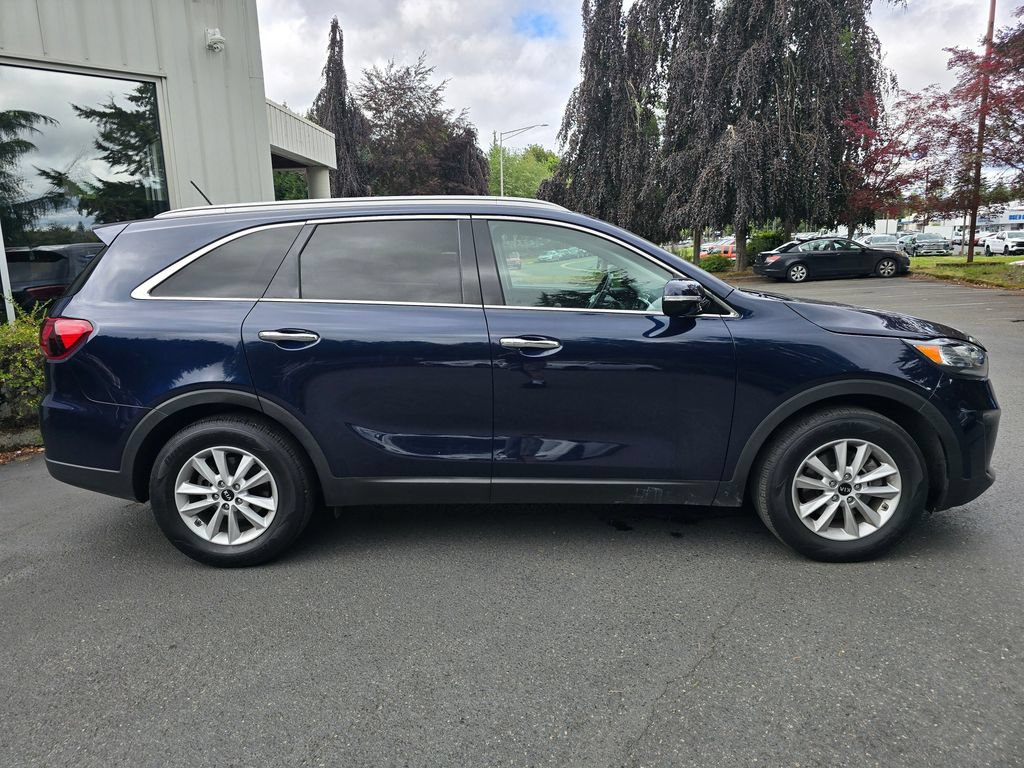 Used 2020 Kia Sorento LX w/ LX I4 Convenience Package FWD image 3