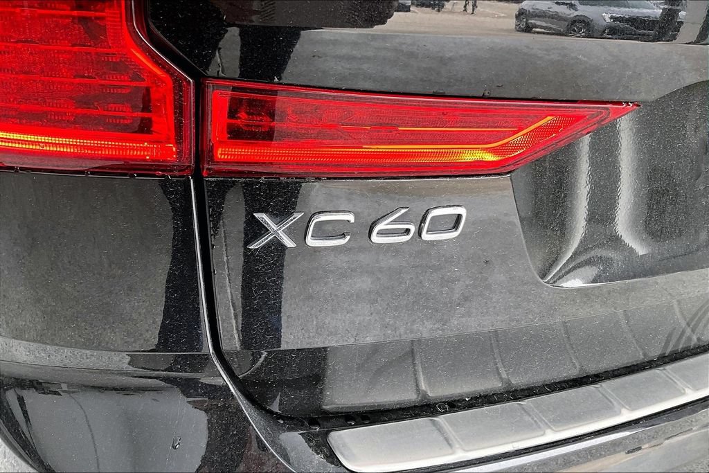 Certified 2024 Volvo XC60 B5 Ultimate w/ Protection Package Premier AWD/4WD image 41