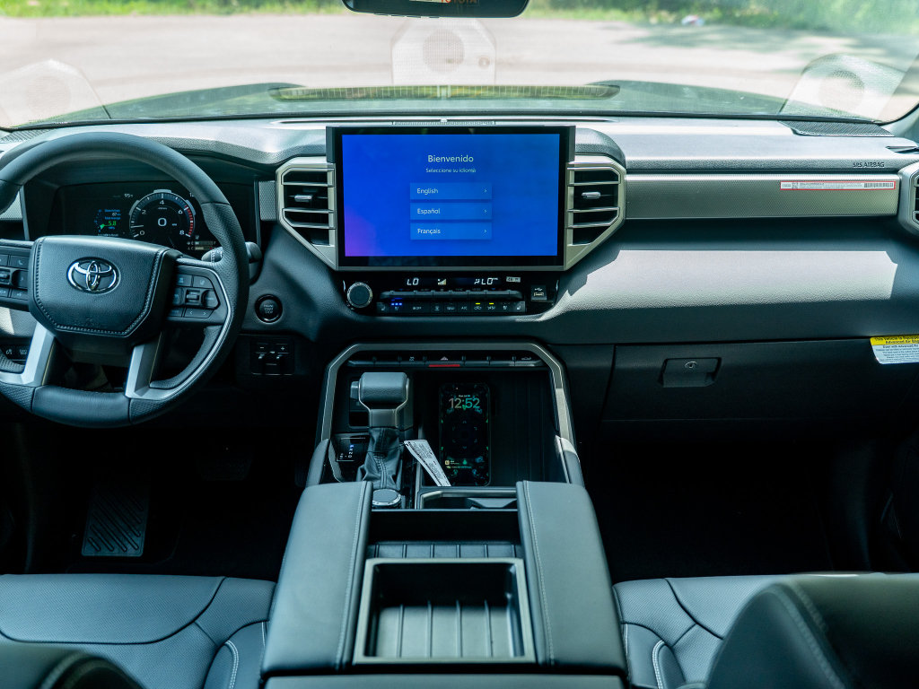 New 2026 Toyota Tundra Limited AWD/4WD image 21