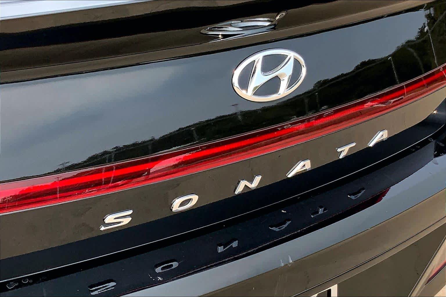 Used 2022 Hyundai Sonata SEL w/ Preferred Accessory Package FWD image 30