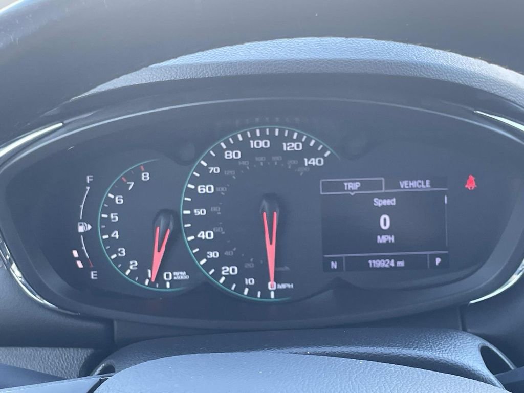 Used 2019 Chevrolet Trax LT w/ LT Convenience Package image 26