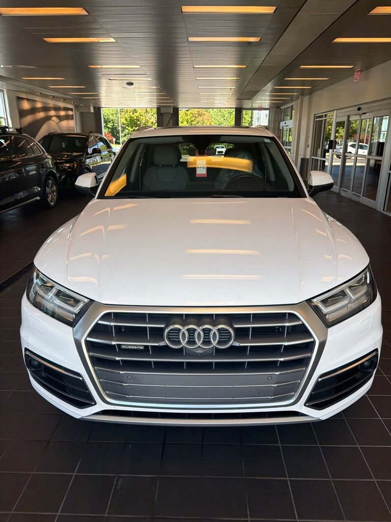 Used 2018 Audi Q5 Prestige AWD/4WD image 2