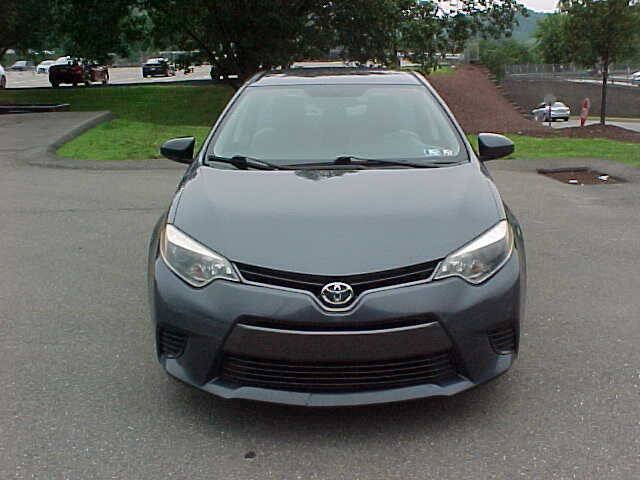 Used 2015 Toyota Corolla LE w/ Body Protection Package #1 FWD image 3
