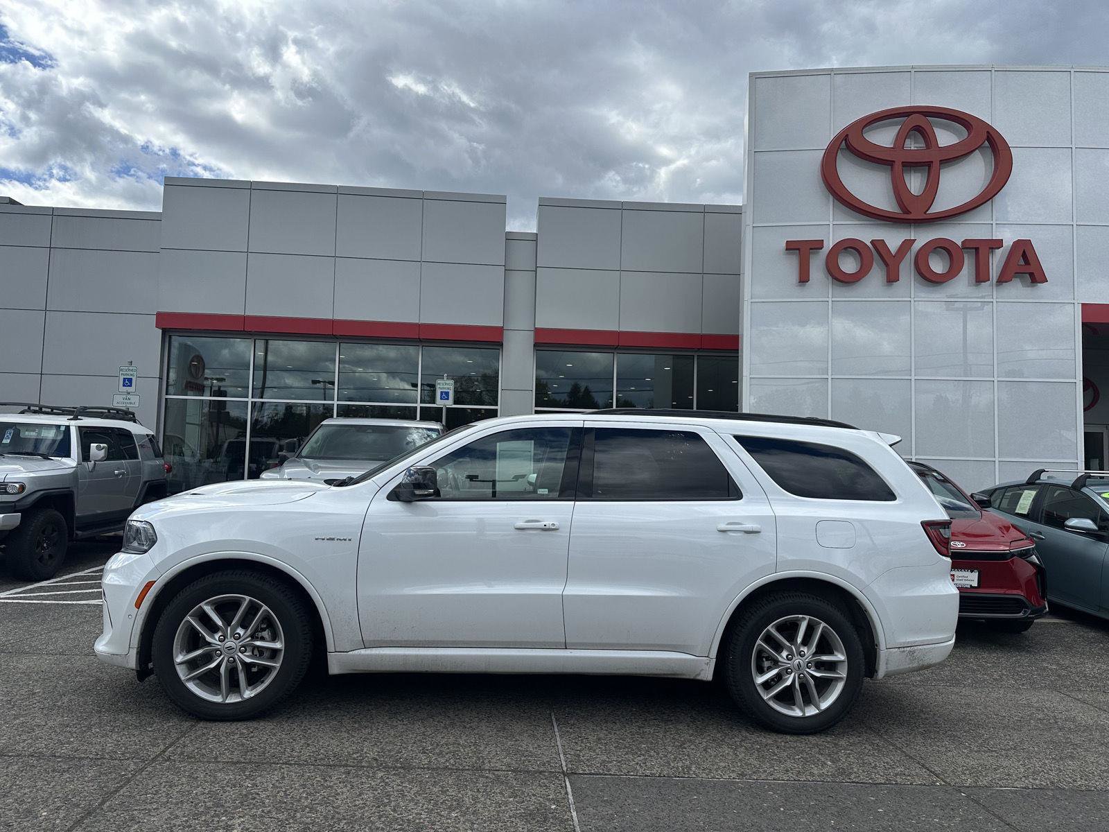 Used 2025 Dodge Durango R/T image 2