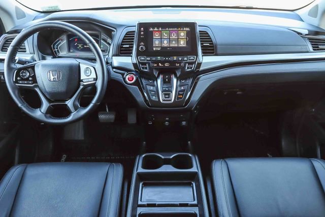 Certified 2024 Honda Odyssey Touring image 14