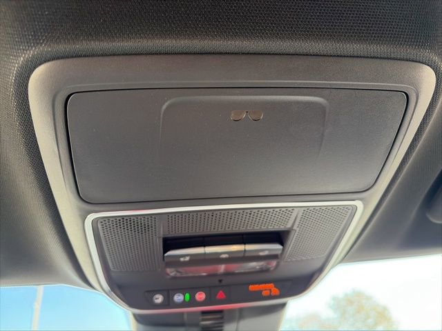 New 2026 Buick Enclave Avenir image 25