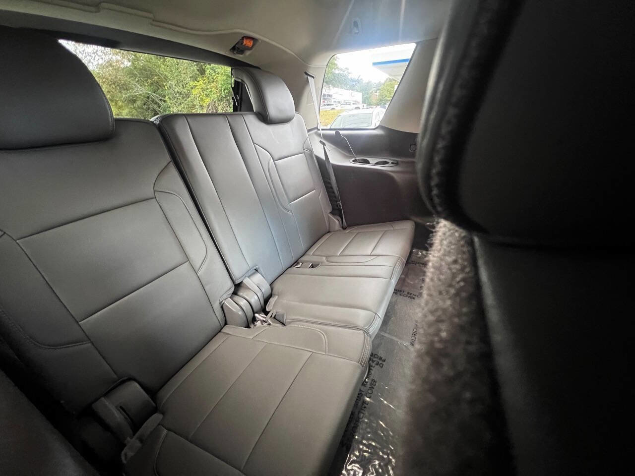 Used 2015 GMC Yukon Denali w/ Premium Package image 12