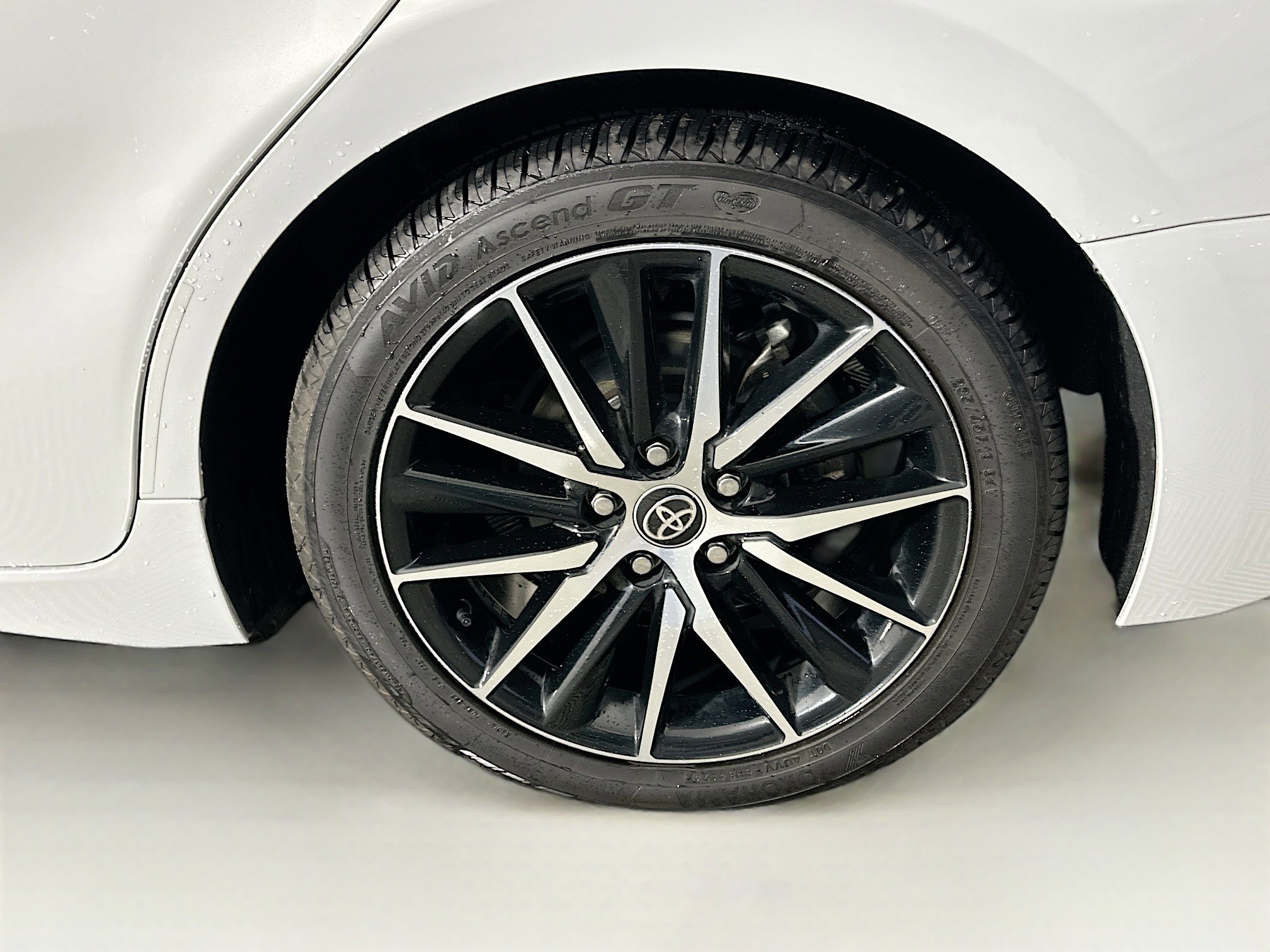 Used 2023 Toyota Camry SE image 11