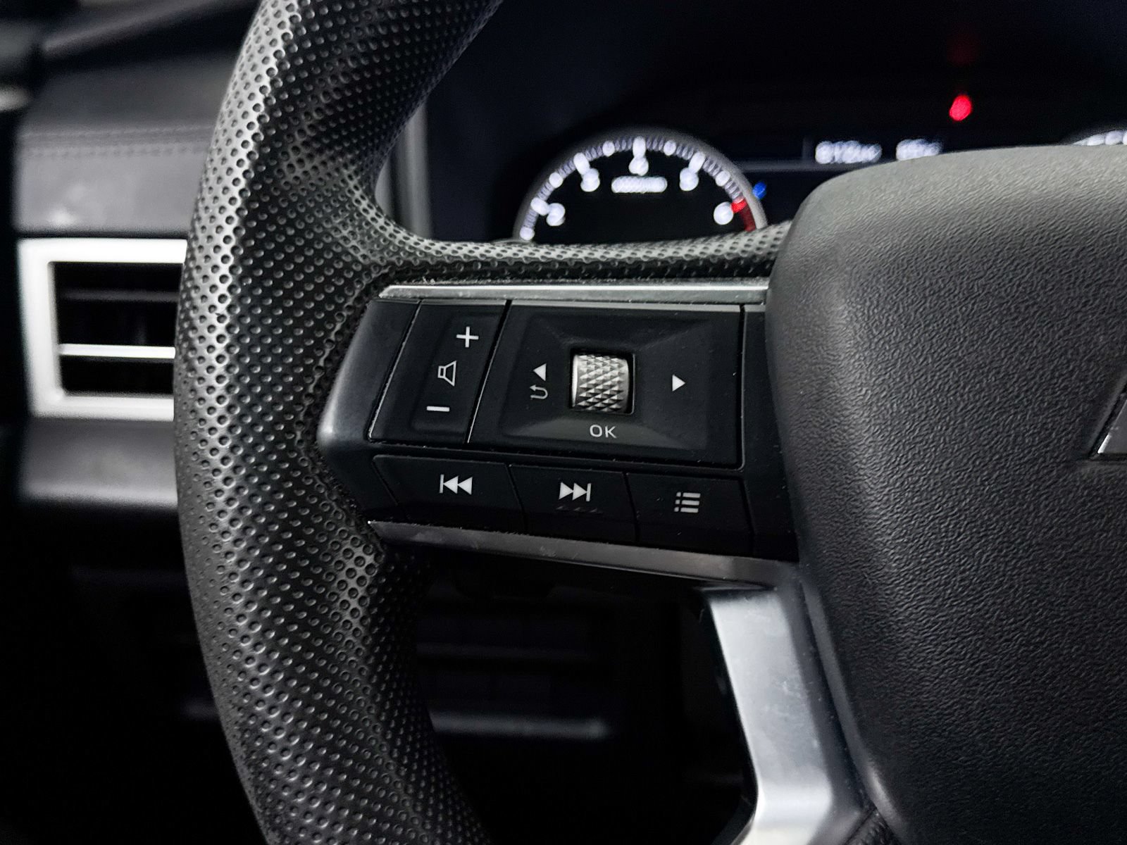 Used 2022 Mitsubishi Outlander ES FWD image 24