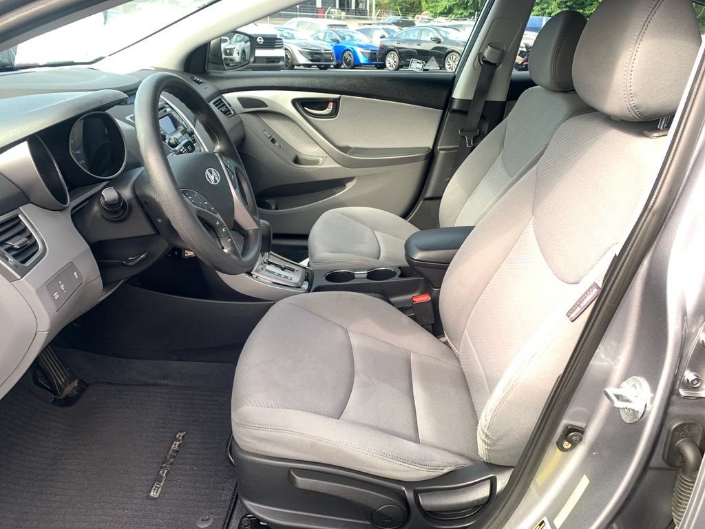 Used 2013 Hyundai Elantra GLS w/ Preferred Pkg FWD image 17