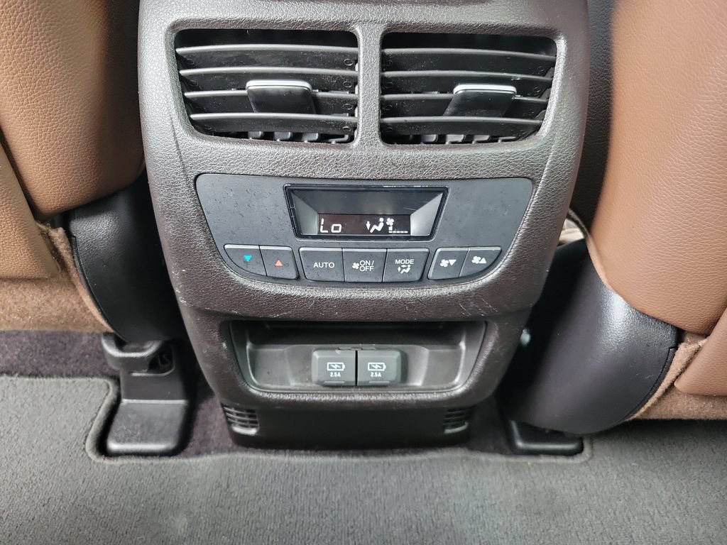 Used 2020 Acura MDX w/ Technology Package AWD/4WD image 18