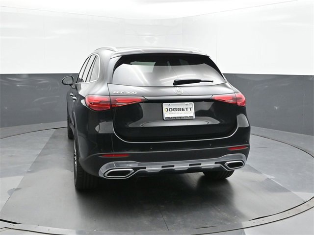New 2025 Mercedes-Benz GLC 300 image 8