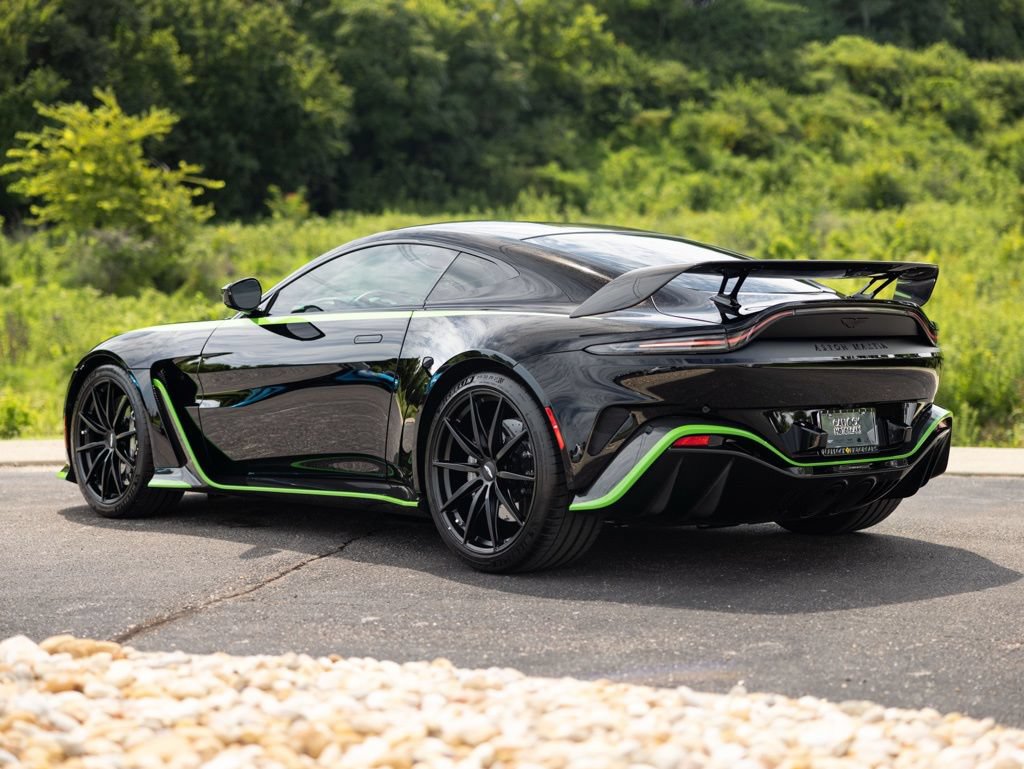 Used 2023 Aston Martin V12 Vantage RWD image 4