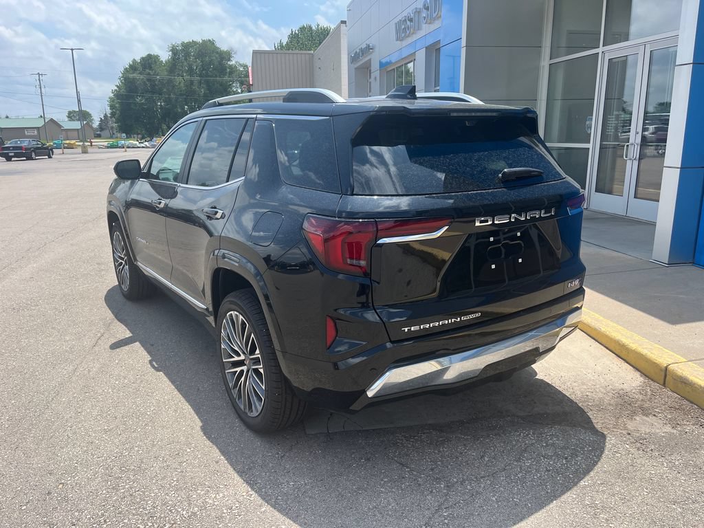 New 2026 GMC Terrain Denali w/ LPO, Floor Liner Package AWD/4WD image 7