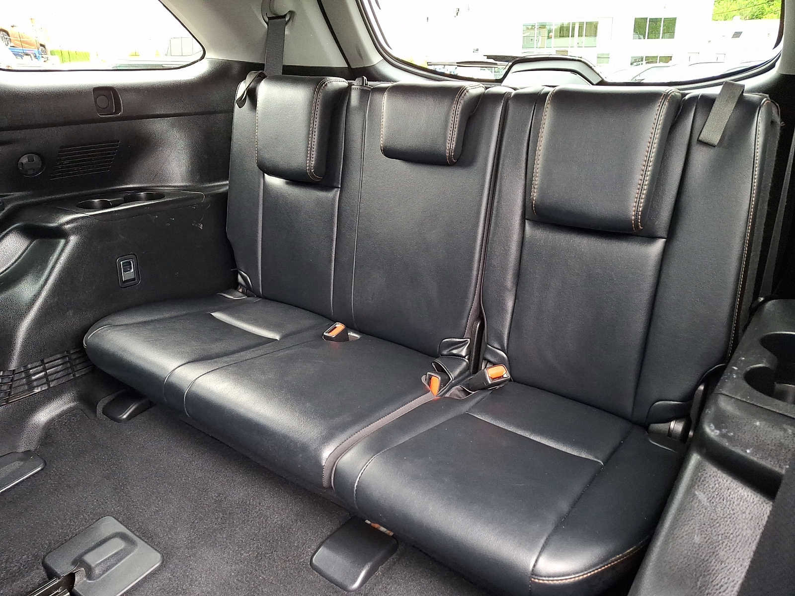 Used 2018 Toyota Highlander XLE AWD/4WD image 10