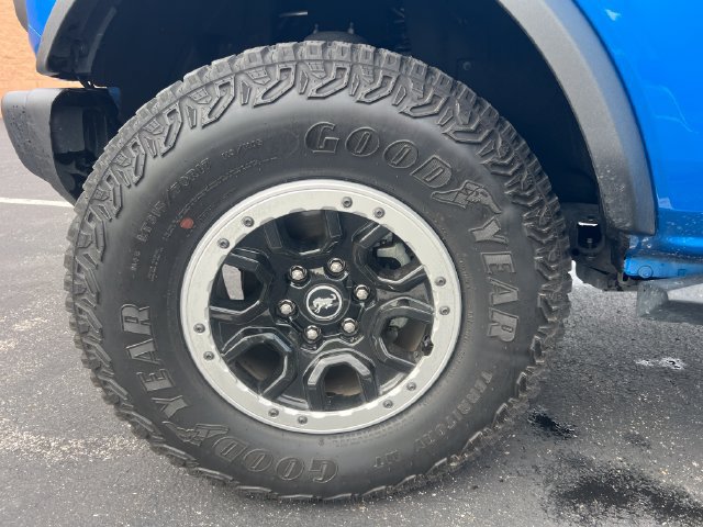 Used 2024 Ford Bronco Black Diamond w/ Sasquatch Package AWD/4WD image 16