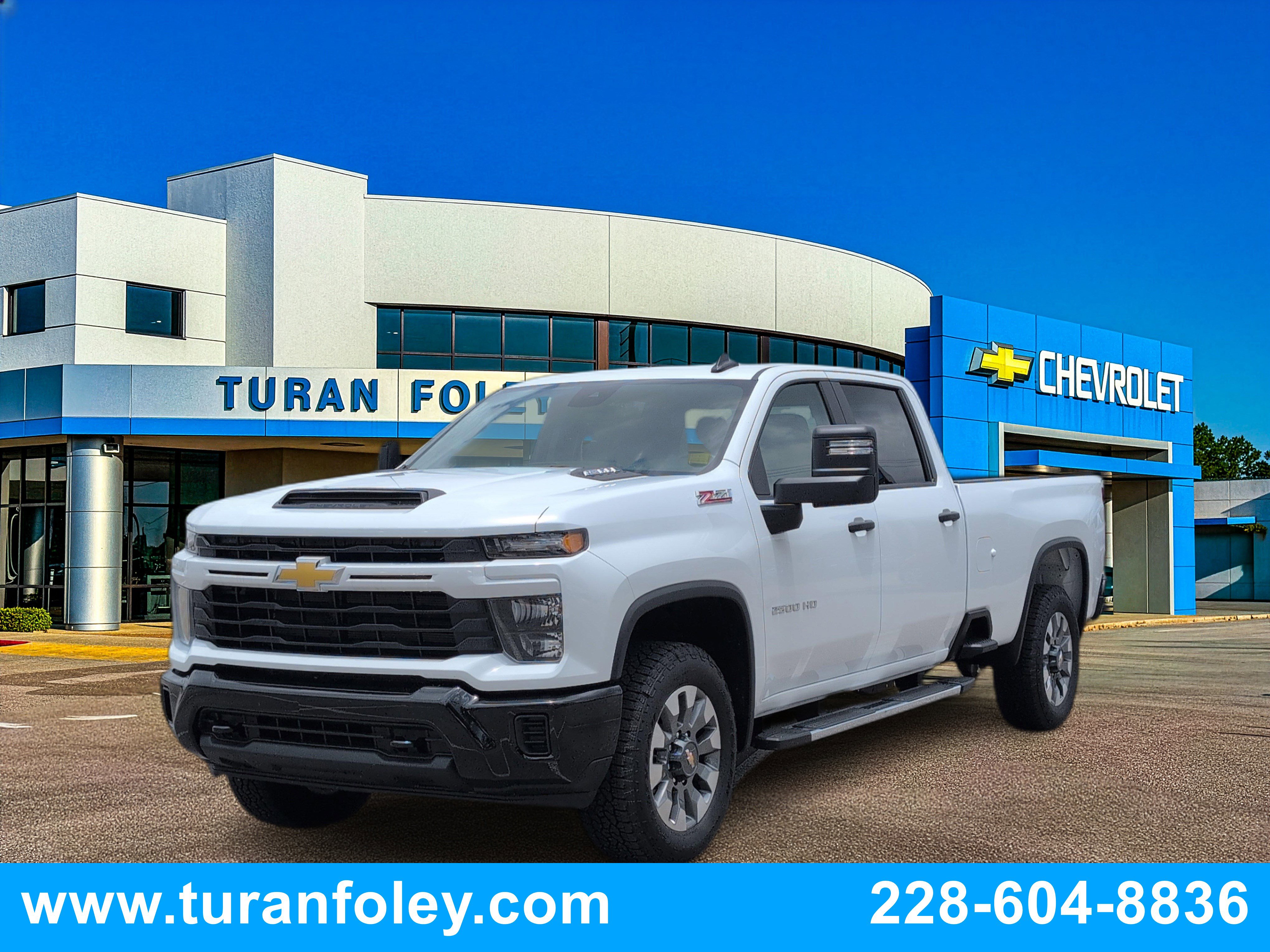 Used 2026 Chevrolet Silverado 2500 Custom w/ Custom Convenience Package AWD/4WD image 1