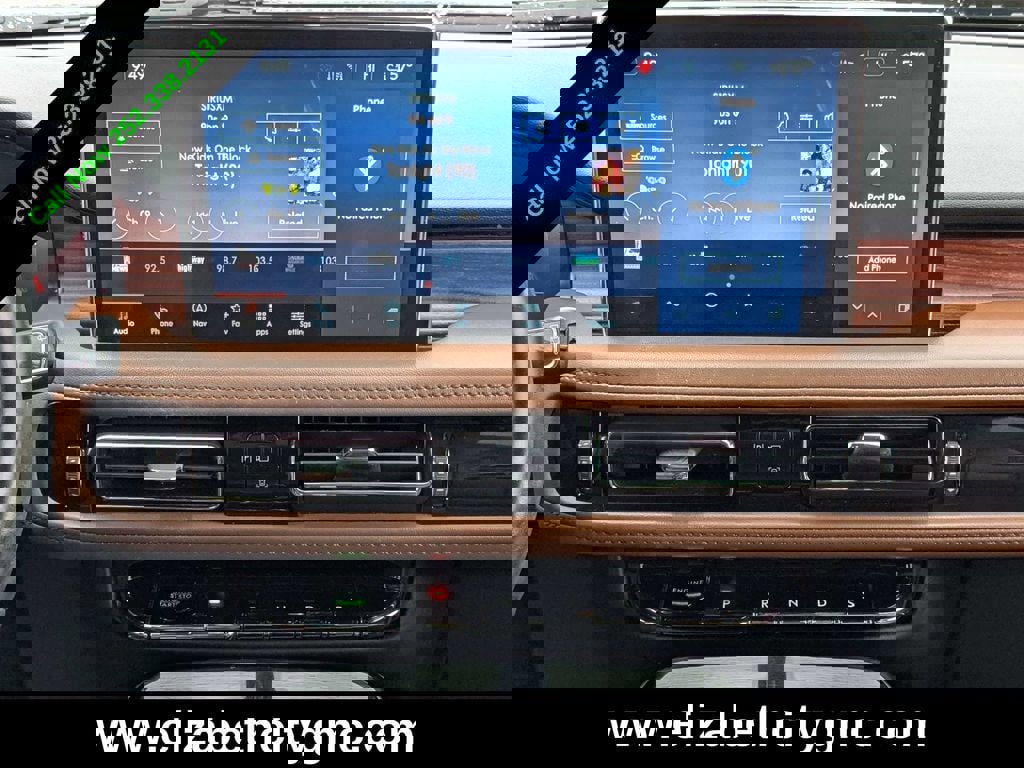 Used 2023 Lincoln Nautilus Reserve image 21