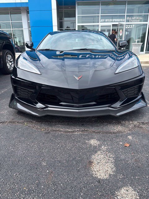 Used 2023 Chevrolet Corvette Stingray Coupe w/ Z51 Performance Package RWD image 2