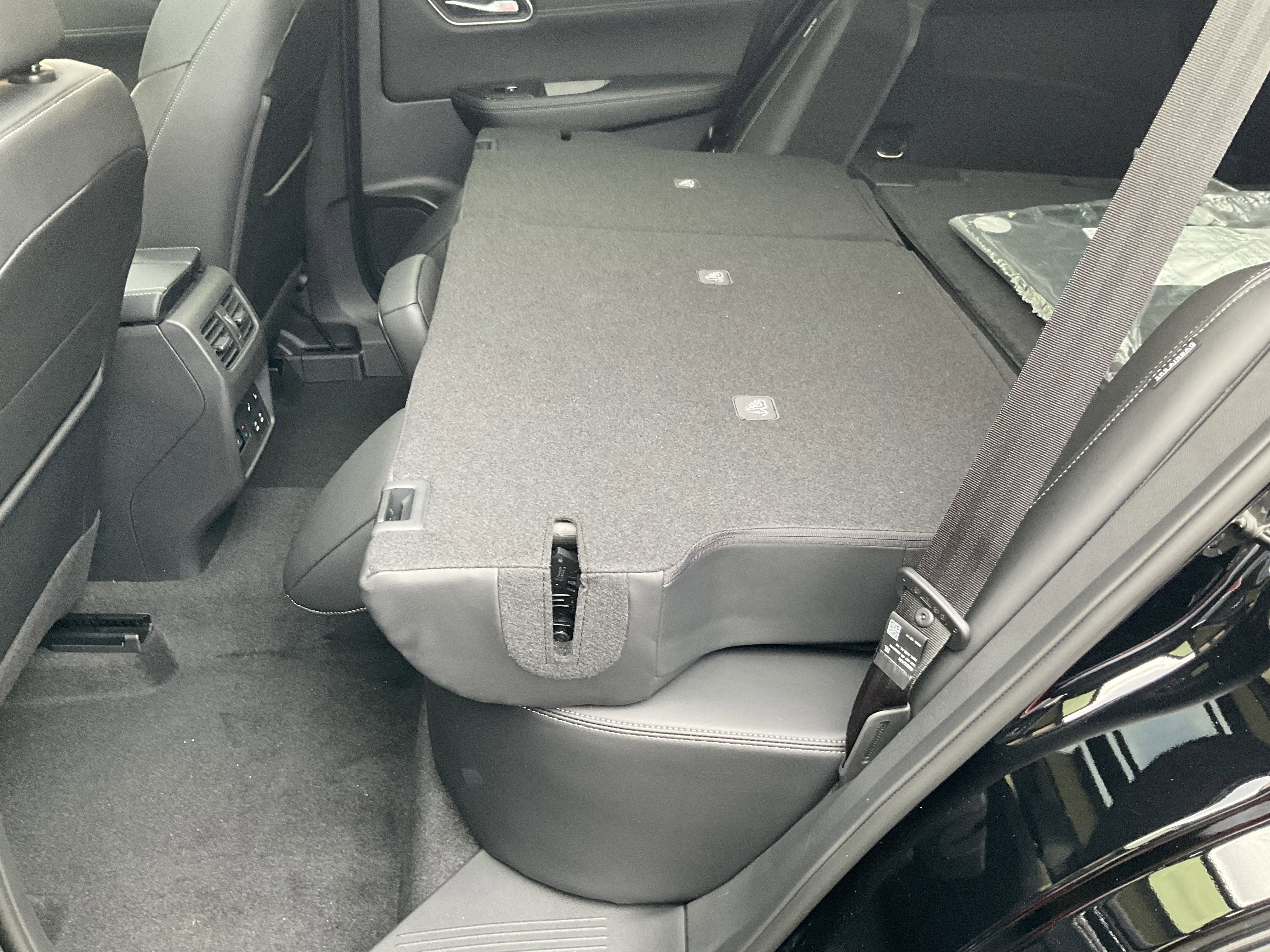 Used 2026 Nissan Rogue Platinum w/ Platinum Premium Package image 51