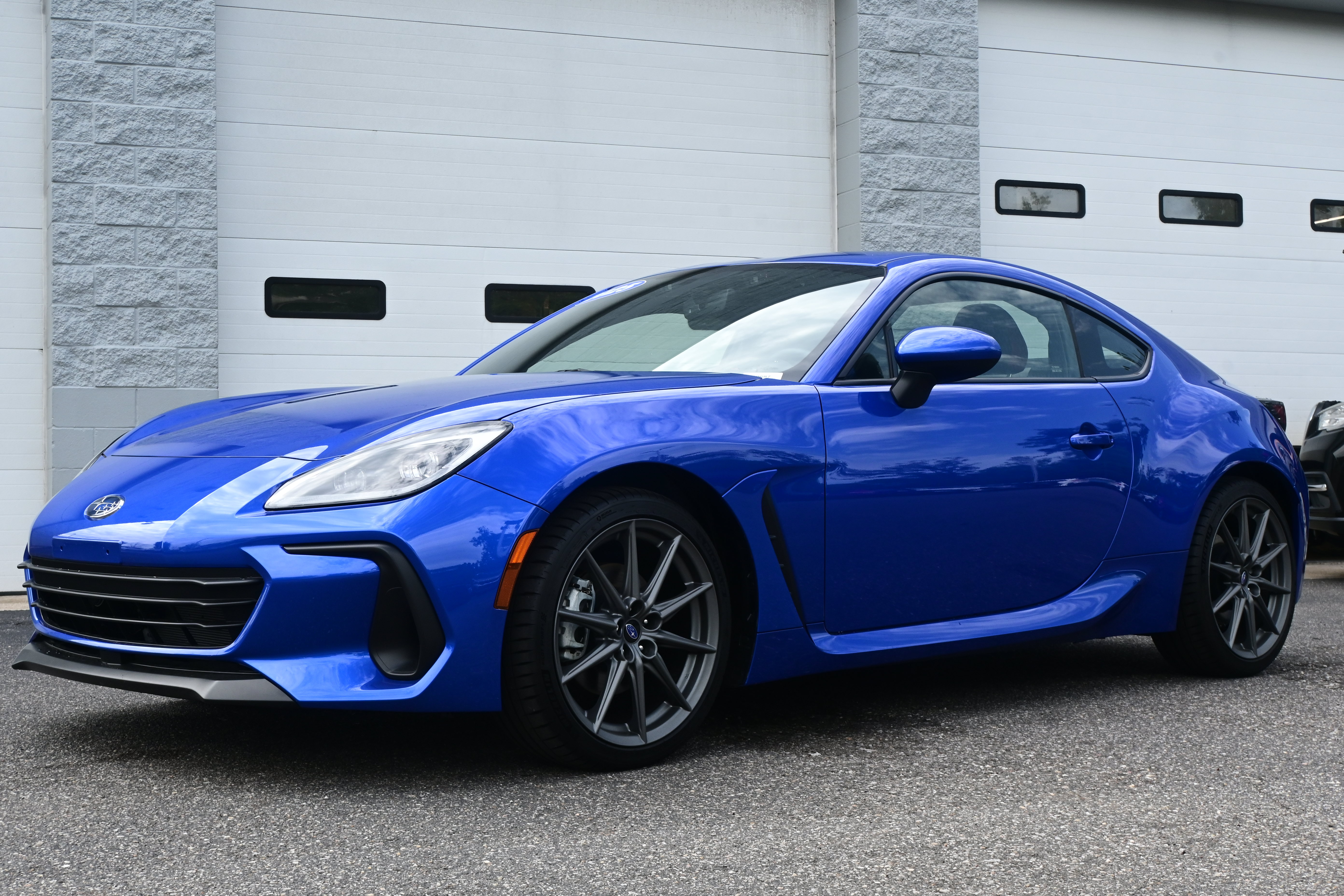Used 2025 Subaru BRZ Limited w/ Popular Package 2 RWD image 5