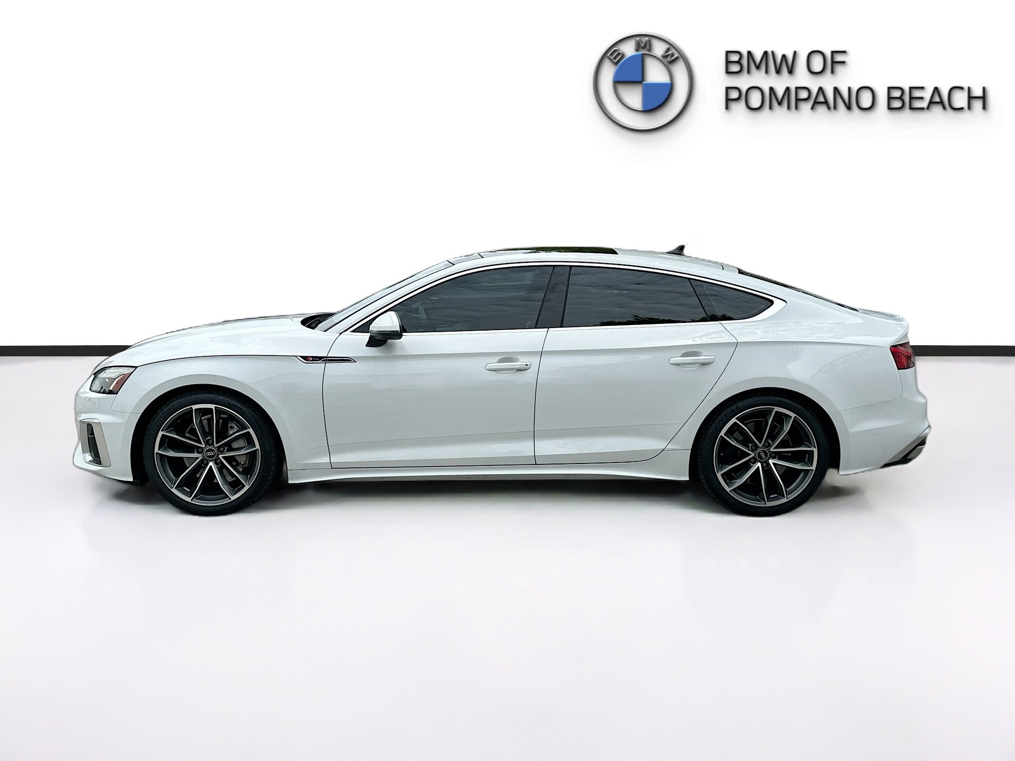 Used 2023 Audi A5 2.0T Premium Plus w/ Premium Plus AWD/4WD image 4