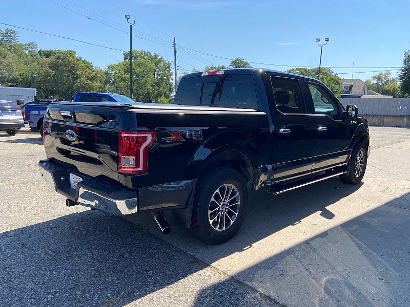 Used 2016 Ford F150 XLT w/ Equipment Group 302A Luxury image 4