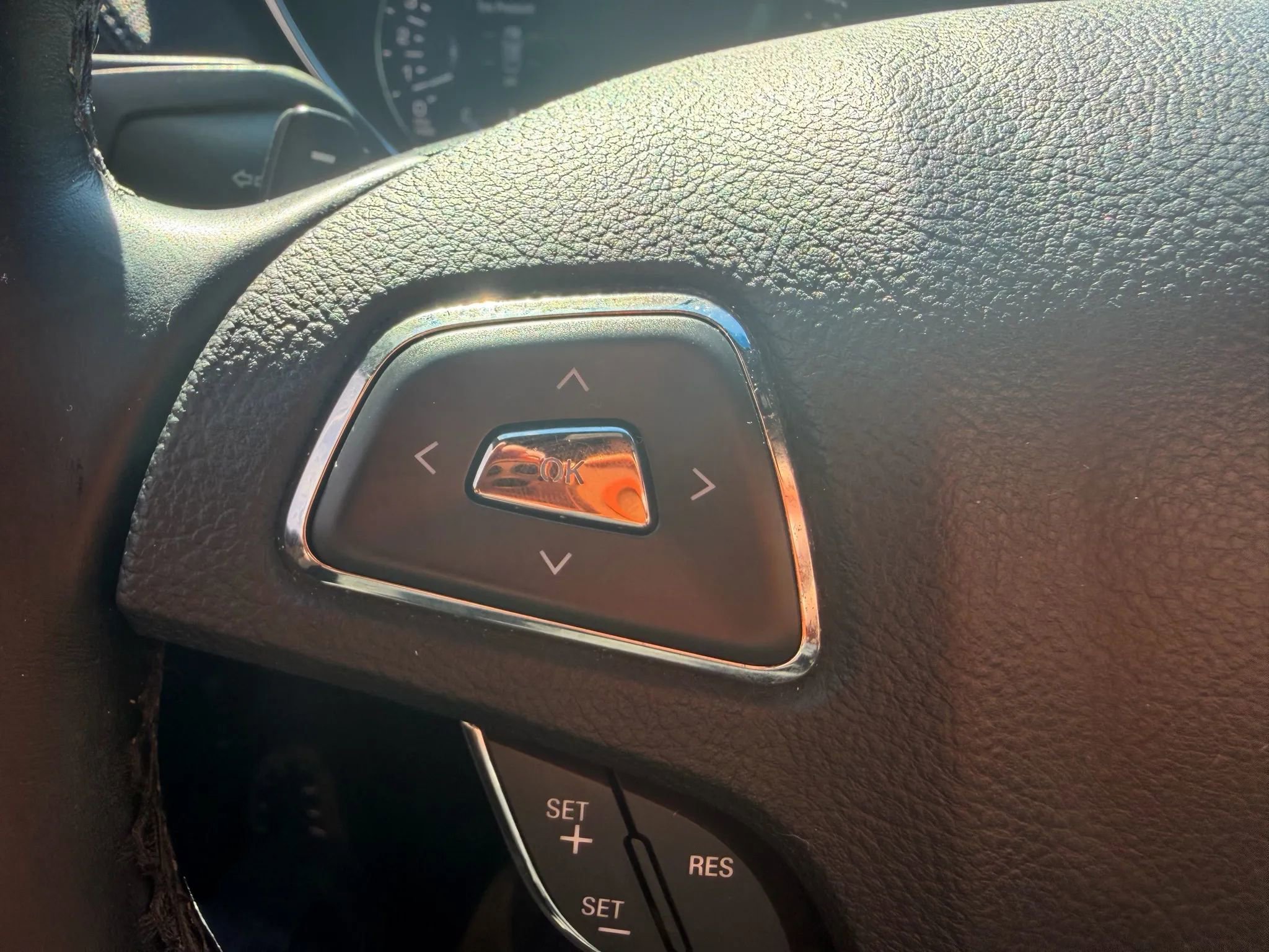 Used 2016 Lincoln MKX Select w/ Select Plus Package image 11