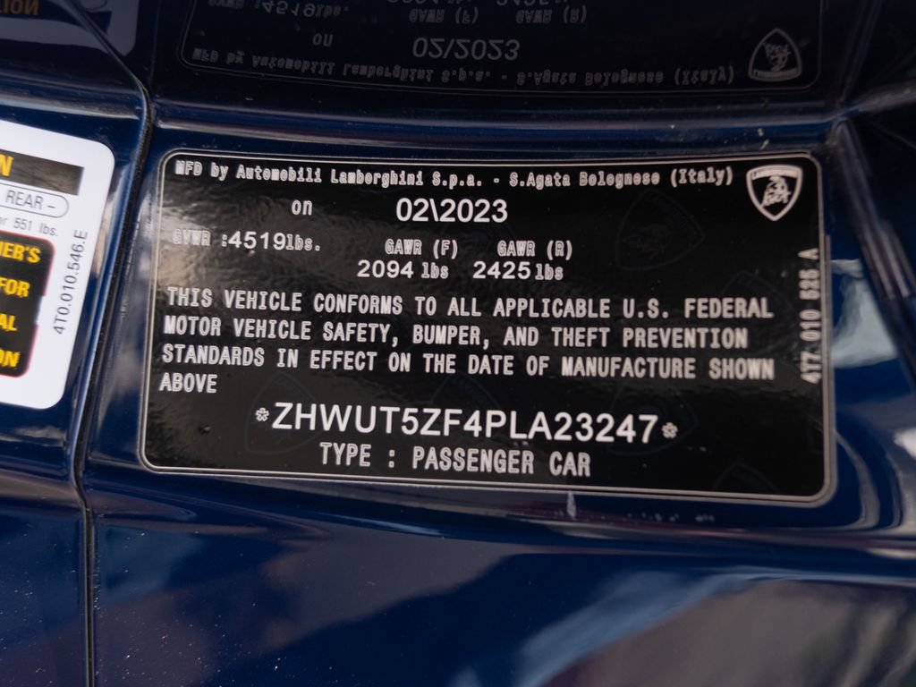 Used 2023 Lamborghini Huracan EVO RWD image 29