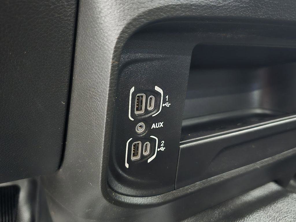 Used 2022 RAM 2500 Tradesman AWD/4WD image 29
