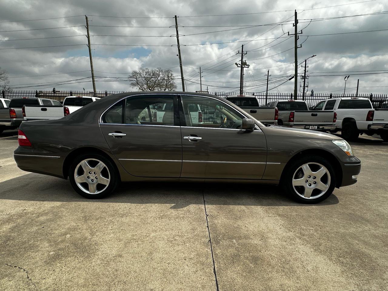 Used 2005 Lexus LS 430 image 7