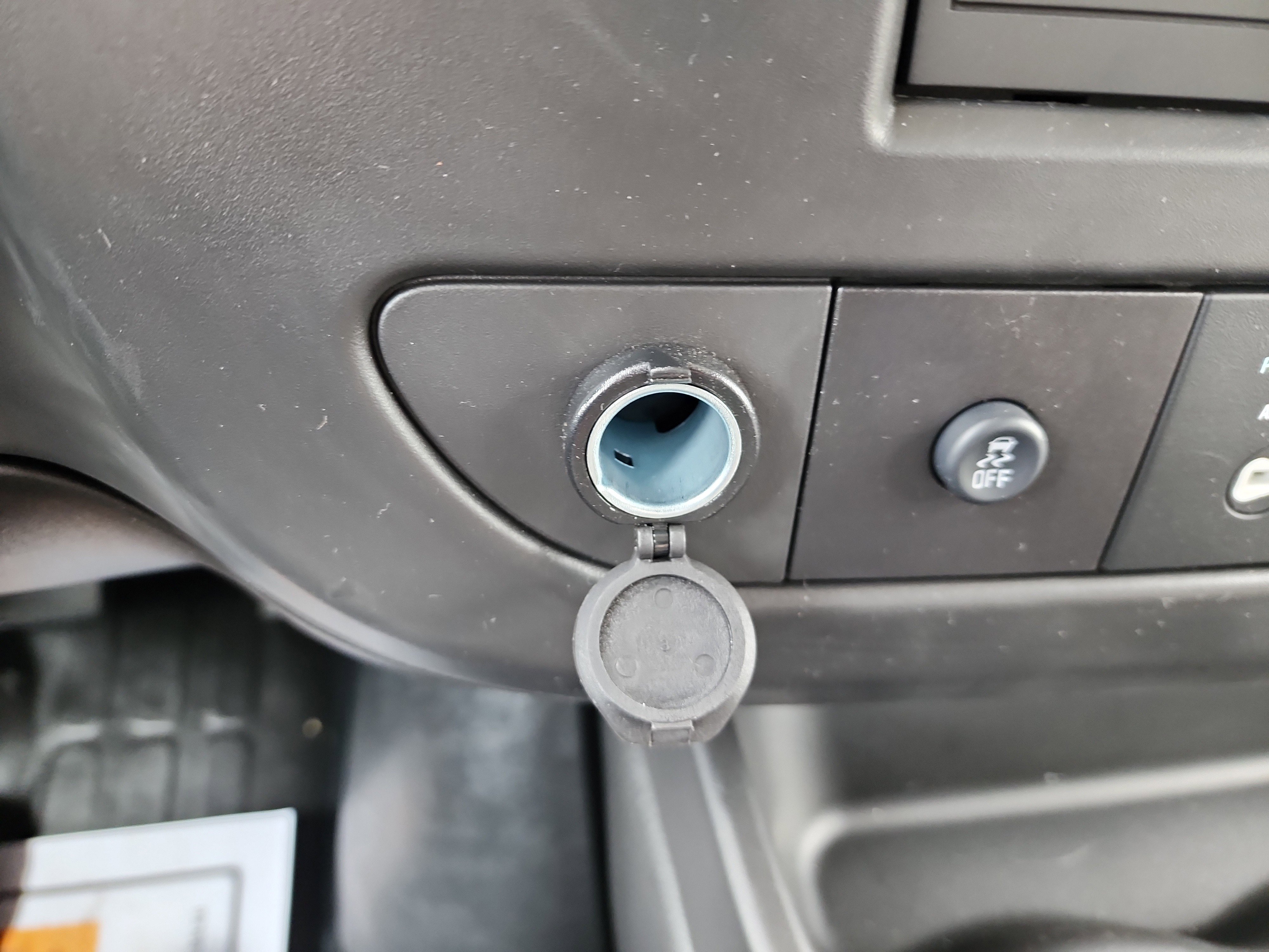 New 2025 GMC Savana 3500 w/ Driver Convenience Package image 13